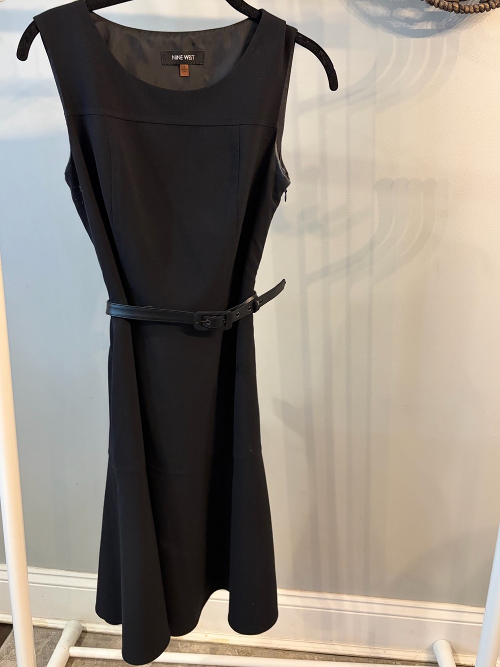 Nine West Black Classic and timeless Belted Sheath Dress size 2